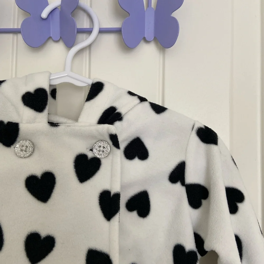 EUC Carter’s girl’s white black heart dotted fleece hooded sparkle button jacket